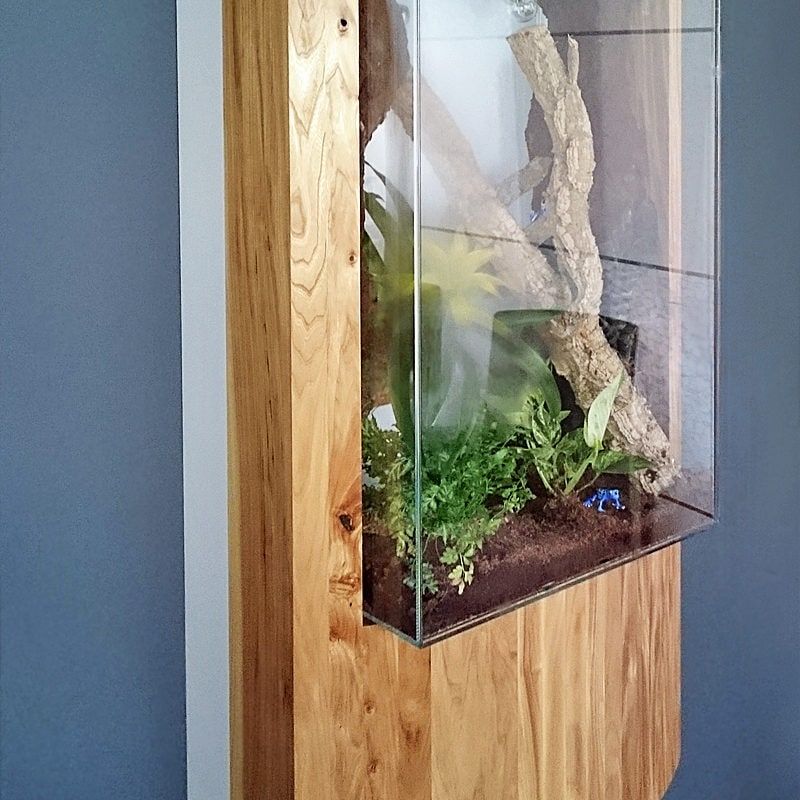 UV-verklebtes Terrarium aus Weissglas